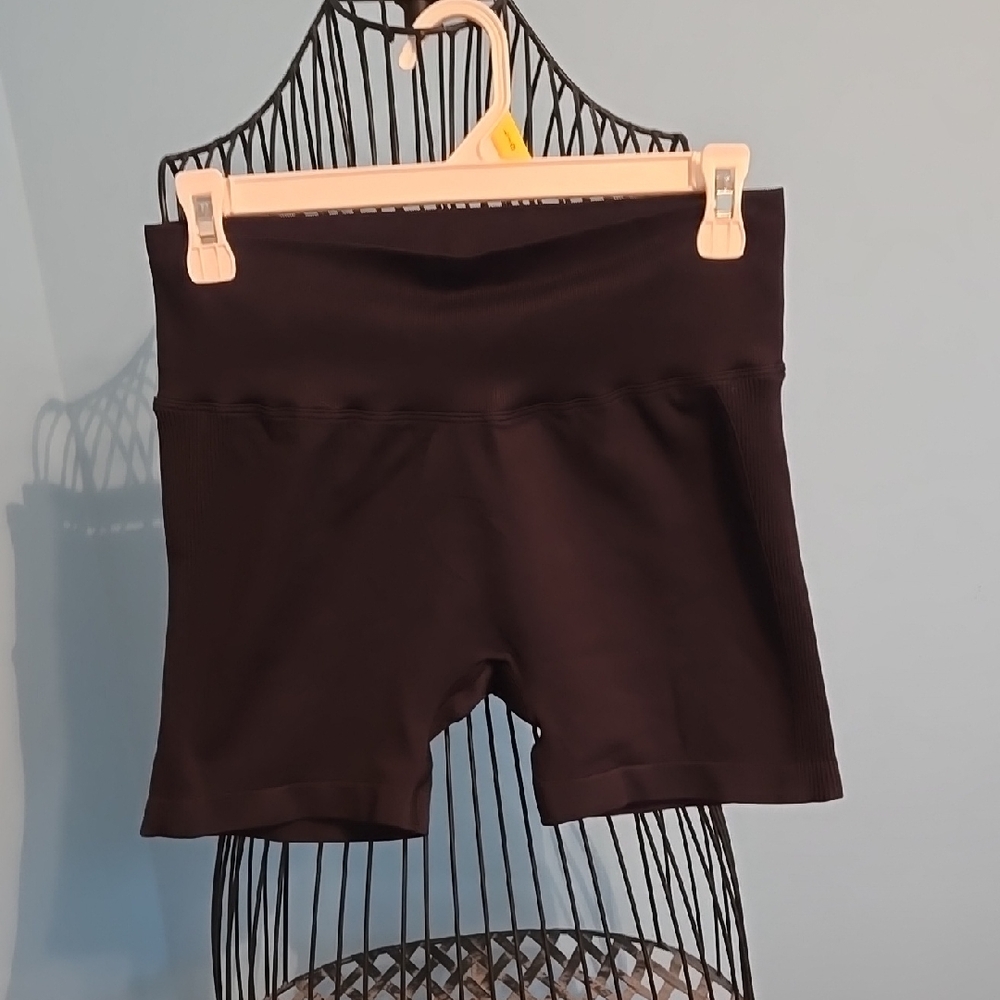 Sleek Black Bike Shorts for Women